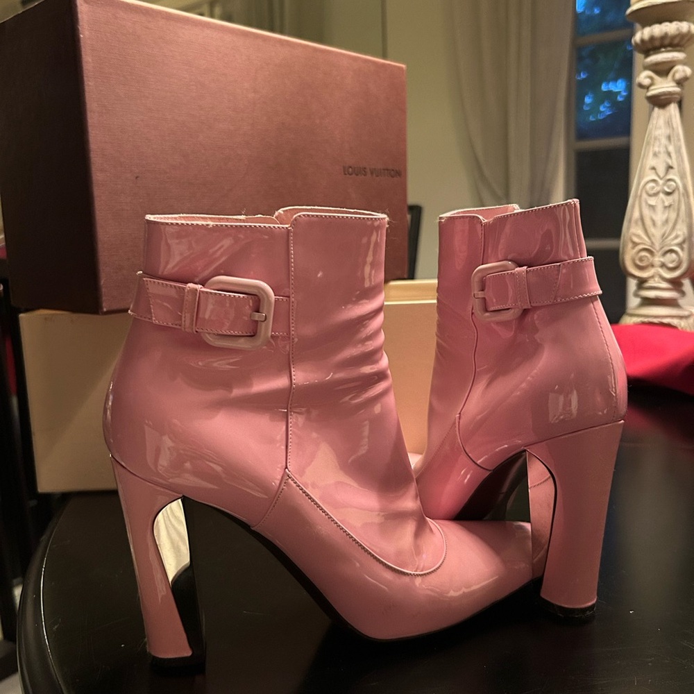 Louis Vuitton Pink Patent Leather Boots Size 8.5